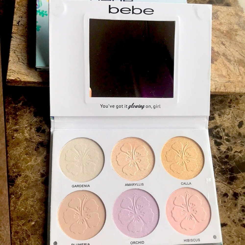 Bebe Resort bound glow palette. 2️⃣0️⃣➖